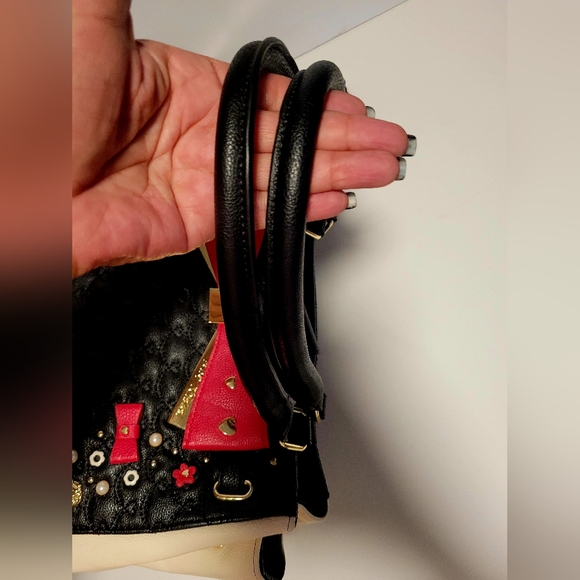 Betsey Johnson Black and Red Bow Embellished Bag - Picture 3 of 10